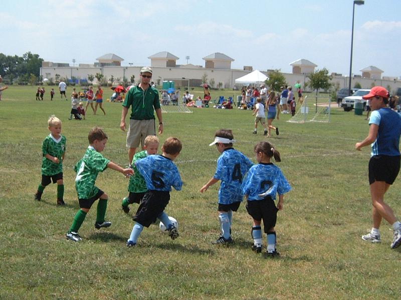 2003/09(Sep)/02(Soccer)/800x600_2003-09-06 12-44-39.JPG